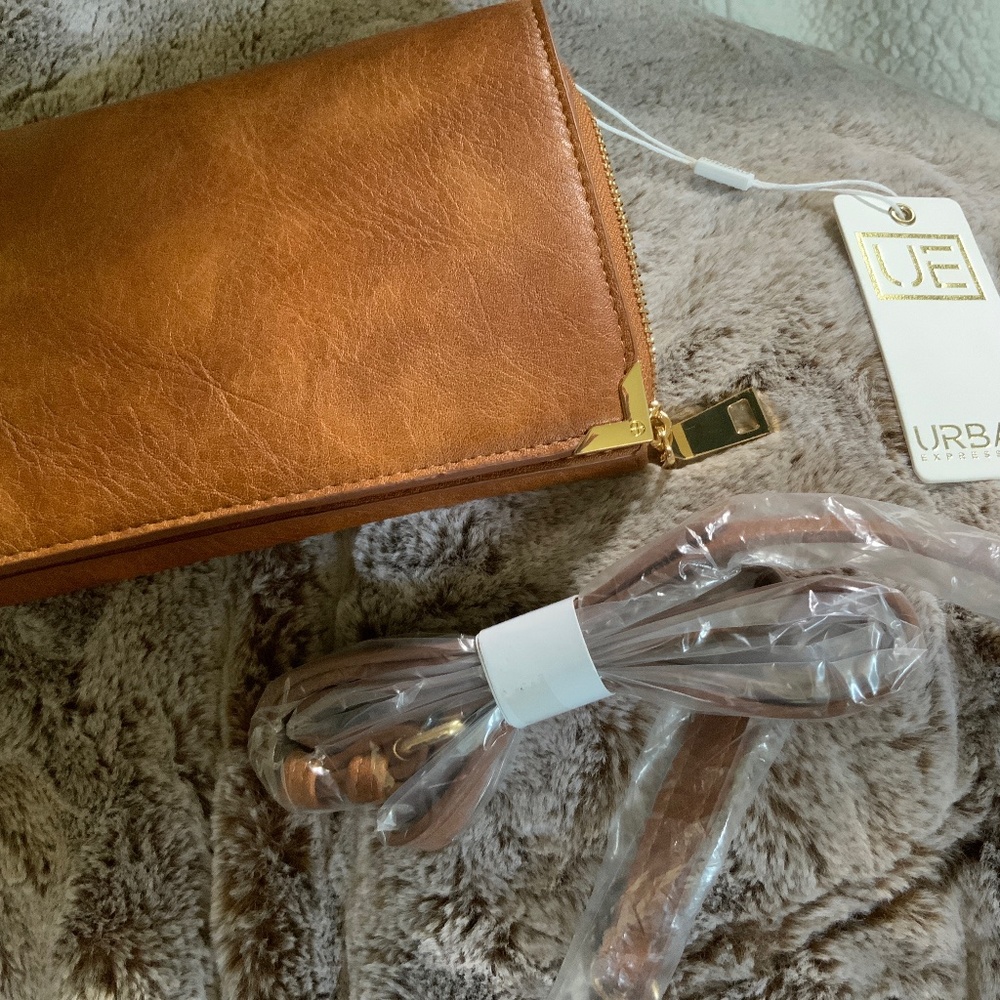 Urban Expressions Purse/Wallet Clutch